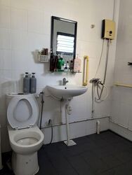Blk 221 Tampines Street 24 (Tampines), HDB 3 Rooms #598758871